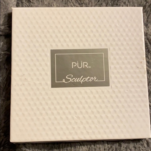 Pur cosmetics - Picture 2 of 4